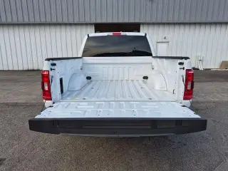 Ford F-150 2023 4x4 XLT 4p SuperCrew 6.5 ft. SB