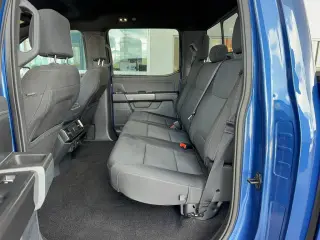 Ford F-150 2023 4x2 XLT 4p SuperCrew 5.5 ft. CB