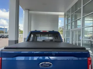 Ford F-150 2023 4x2 XLT 4p SuperCrew 5.5 ft. CB