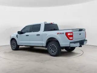 Ford F-150 2021 4x4 XL 4dr SuperCrew 5.5 ft. SB