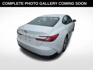 Toyota Camry 2025 SE 4dr Sedan
