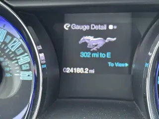 Ford Mustang 2013 V6 Premium 2dr Fastback