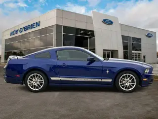 Ford Mustang 2013 V6 Premium 2dr Fastback
