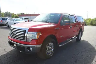 Ford F-150 2012 4x4 XLT 5p SuperCrew Estilo Side 5.5 ft. SB