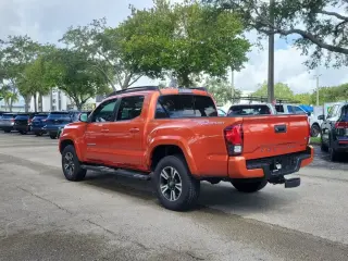 Toyota Tacoma 2018 4x2 TRD Sport 4dr Double Cab 5.0 ft SB