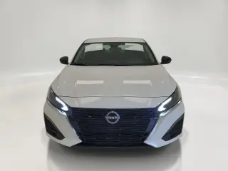 Nissan Altima 2025 2.5 SV 4dr Sedán