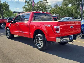 Ford F-150 2022 4x4 Lariat 4dr SuperCrew 5.5 ft. SB