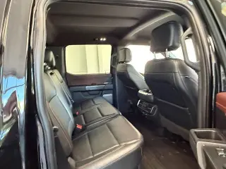 Ford F-150 2023 4x4 Lariat 4dr SuperCrew 6.5 ft. SB