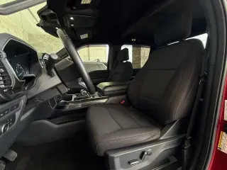 Ford F-150 2021 4x4 XLT SuperCrew de 4 puertas, distancia entre ejes de 5,5 pies