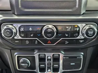 Jeep Wrangler Unlimited 2020 4x4 Sport 4p SUV
