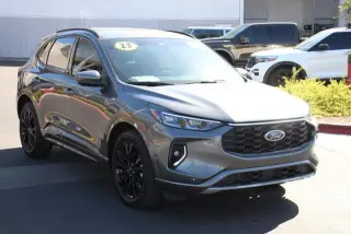 Ford Escape 2023 AWD ST-Line Elite 4p SUV