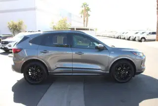 Ford Escape 2023 AWD ST-Line Elite 4p SUV