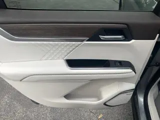 GMC Acadia 2025 Denali 4p SUV