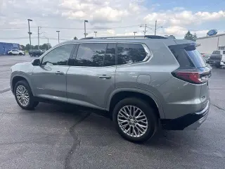 GMC Acadia 2025 Denali 4p SUV