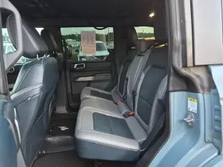 Ford Bronco 2023 4x4 Outer Banks SUV de 4 puertas