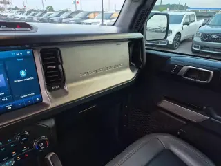 Ford Bronco 2023 4x4 Outer Banks SUV de 4 puertas