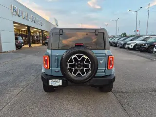 Ford Bronco 2023 4x4 Outer Banks SUV de 4 puertas