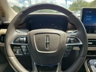 Lincoln Nautilus 2022 Reserve 4dr SUV