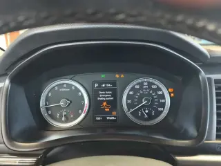 Hyundai SONATA 2018 Limited 4dr Sed n (lanzamiento a mitad del año)