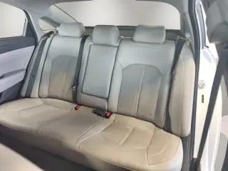 Hyundai SONATA 2018 Limited 4dr Sed n (lanzamiento a mitad del año)