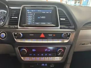 Hyundai SONATA 2018 Limited 4dr Sed n (lanzamiento a mitad del año)