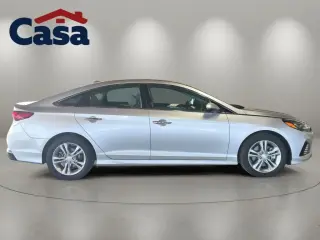 Hyundai SONATA 2018 Limited 4dr Sed n (lanzamiento a mitad del año)