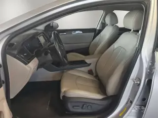 Hyundai SONATA 2018 Limited 4dr Sed n (lanzamiento a mitad del año)