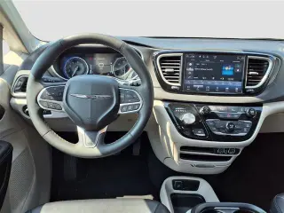 Chrysler Pacifica 2024 Touring L 4dr Mini-Van