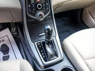 Hyundai ELANTRA 2016 SE 4dr Sedan 6A (EE. UU.)