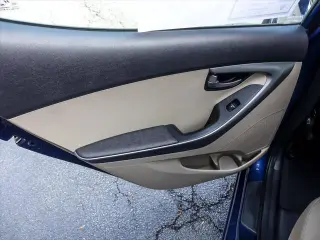 Hyundai ELANTRA 2016 SE 4dr Sedan 6A (EE. UU.)
