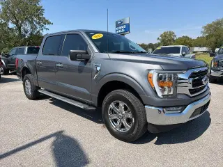 Ford F-150 2023 4x4 XLT 4 puertas SuperCrew carrocería larga de 5,5 pies