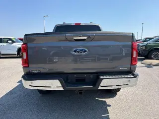 Ford F-150 2023 4x4 XLT 4 puertas SuperCrew carrocería larga de 5,5 pies