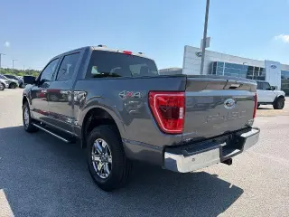 Ford F-150 2023 4x4 XLT 4 puertas SuperCrew carrocería larga de 5,5 pies