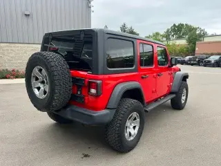 Jeep Wrangler Unlimited 2021 4x4 Sport 4p SUV