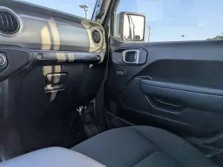 Jeep Wrangler 2023 4x4 Sport 4p SUV
