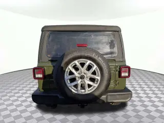 Jeep Wrangler 2023 4x4 Sport 4p SUV