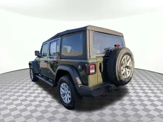 Jeep Wrangler 2023 4x4 Sport 4p SUV