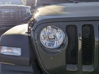 Jeep Wrangler 2023 4x4 Sport 4p SUV