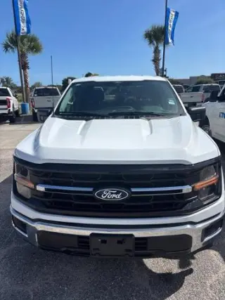 Ford F-150 2025 4x2 XLT 4p SuperCrew 5.5 ft. SB