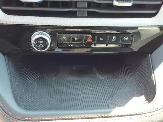 Ford Explorer 2025 AWD Active 4dr SUV