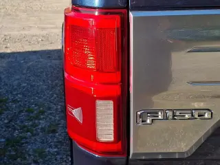 Ford F-150 2018 4x4 Platinum 4dr SuperCrew 5.5 ft. SB