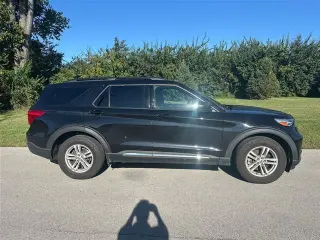 Ford Explorer 2020 AWD XLT SUV con 4 puertas