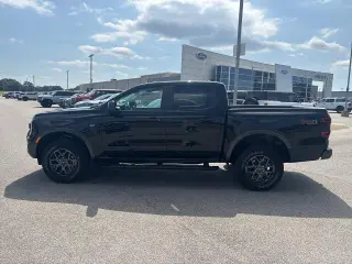 Ford Ranger 2024 4x4 XLT 4 puertas SuperCrew 5.0 ft. SB