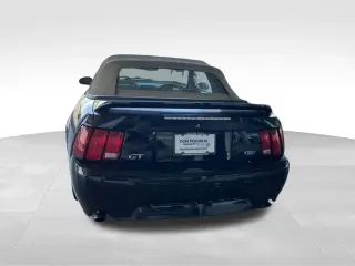 Ford Mustang 2000 GT 2descapotable
