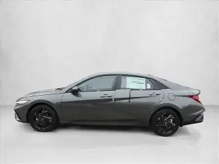 Hyundai ELANTRA 2026 SEL Sport Premium 4dr Sedán