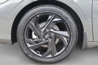 Hyundai ELANTRA 2026 SEL Sport Premium 4dr Sedán