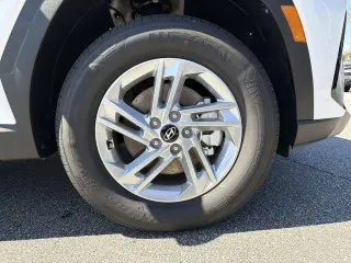 Hyundai TUCSON 2026 SE 4dr SUV