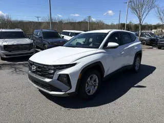 Hyundai TUCSON 2026 SE 4dr SUV