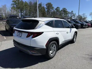 Hyundai TUCSON 2026 SE 4dr SUV