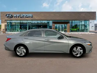 Hyundai ELANTRA Hybrid 2025 SEL Sport 4dr Sedan